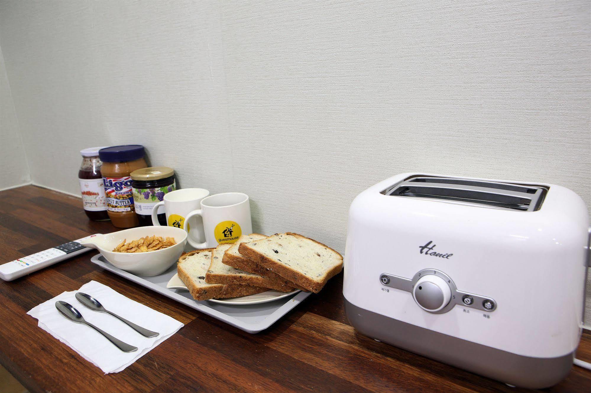 24 Myeongdong Avenue Guest house