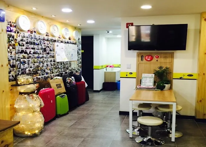 24 Guesthouse Myeongdong Avenue