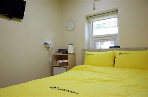 24 Myeongdong Avenue Maison d'hôtes 2*